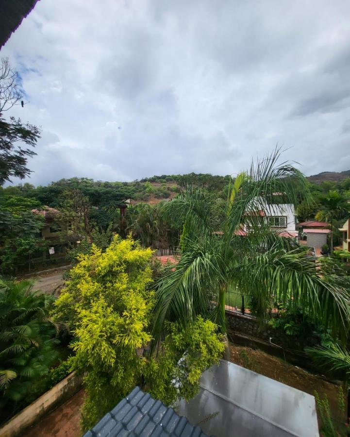 The Perfect Stays- Lal Mahal Villa With Disco Pool Lonavla Exterior foto